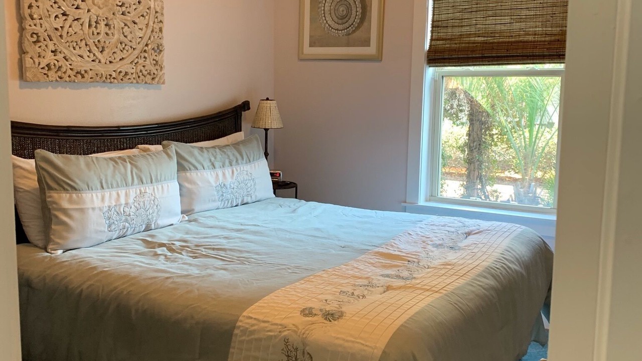 Photo of Bedroom in Seacrest Beach