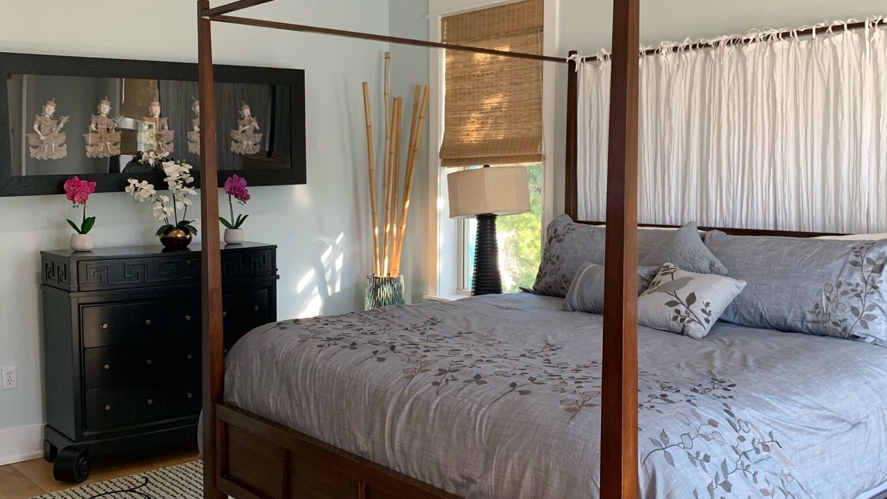 Photo of Bedroom in Seacrest Beach
