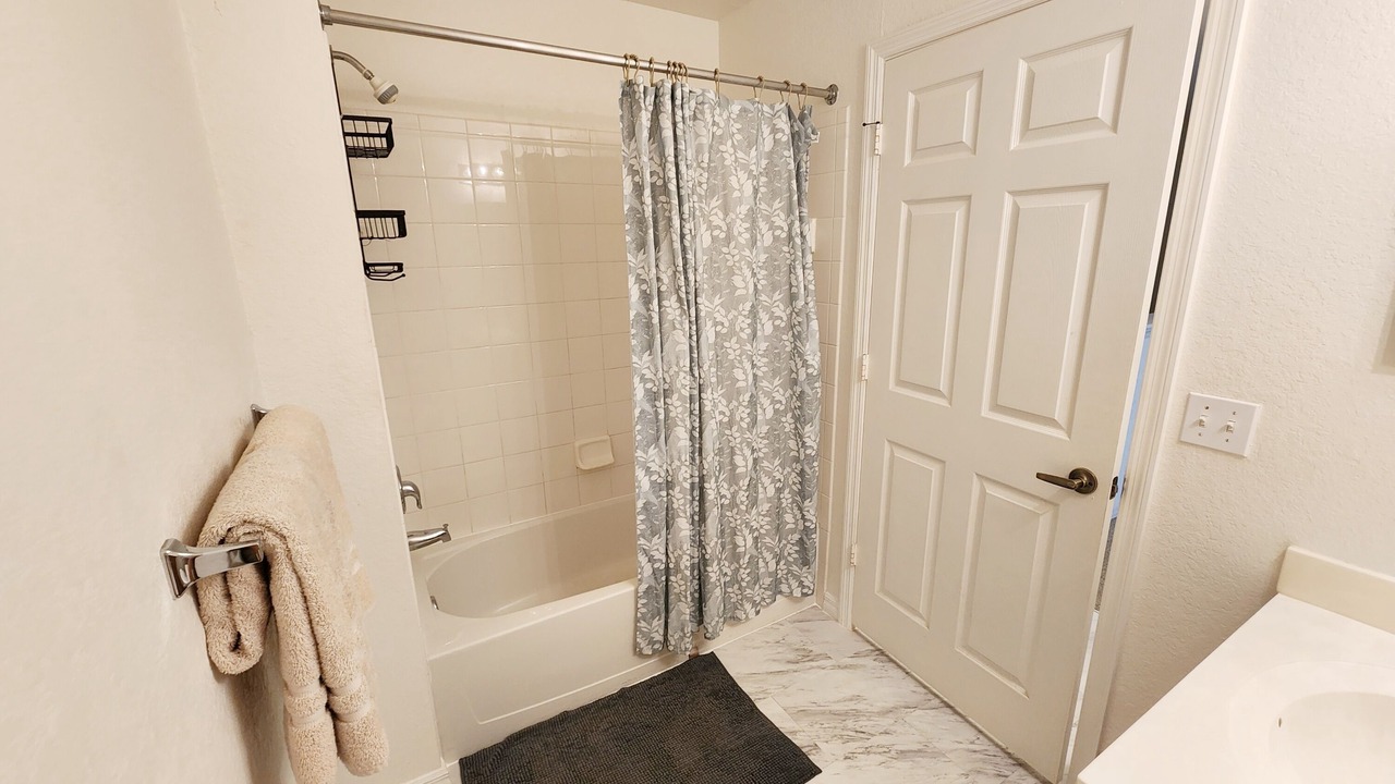 Photo of Bathroom in Venetian Bay Villages