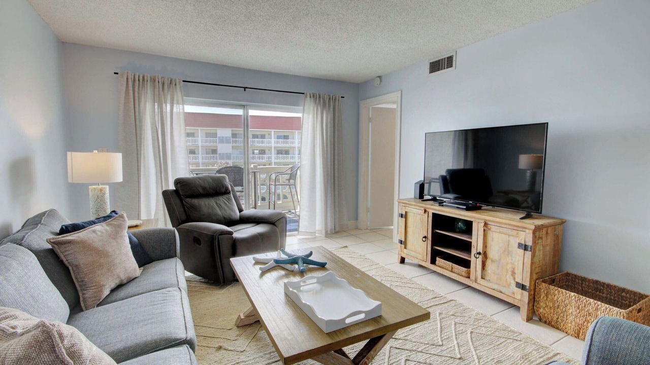 Photo of Livingroom in Fort Walton Beach
