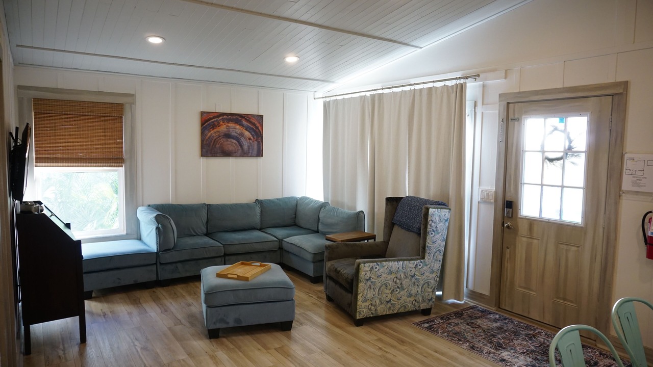 Photo of Livingroom in Bradenton Beach