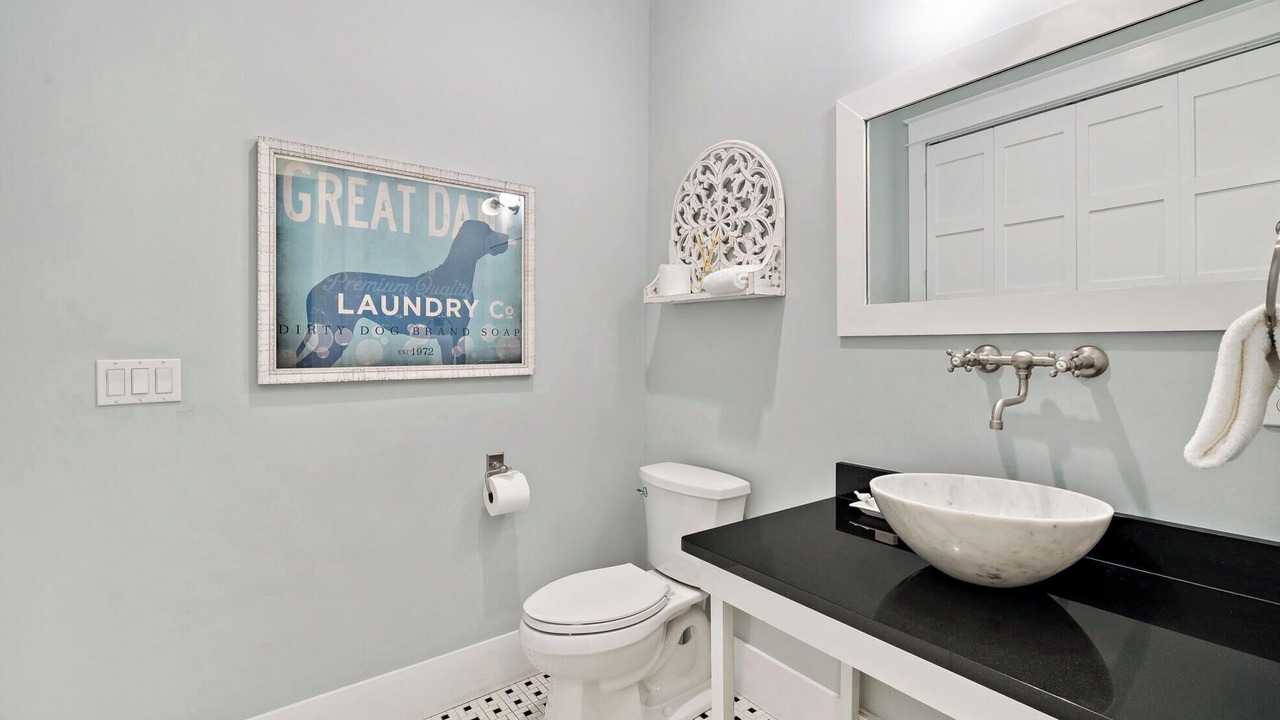Photo of Bathroom in Forest District