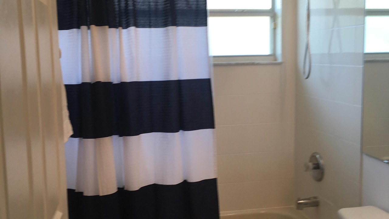 Photo of Bathroom in Orange Tree
