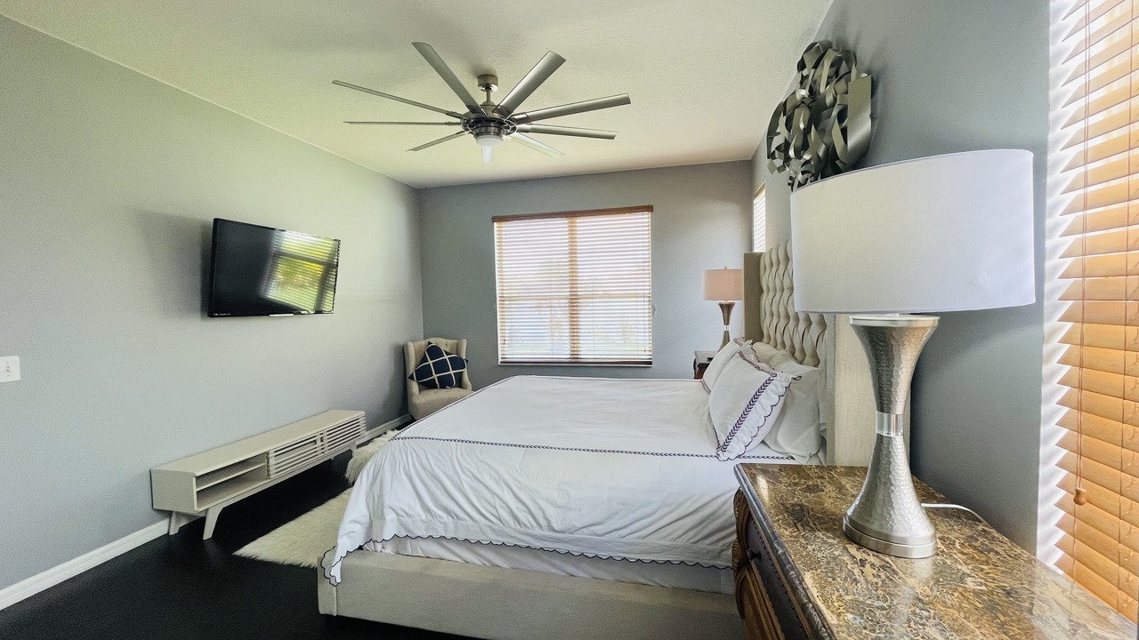 Photo of Bedroom in Trailer Estates