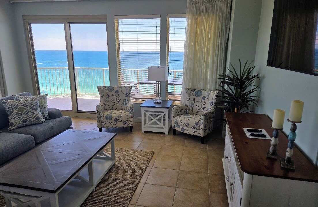 Photo of Livingroom in Thomas Drive
