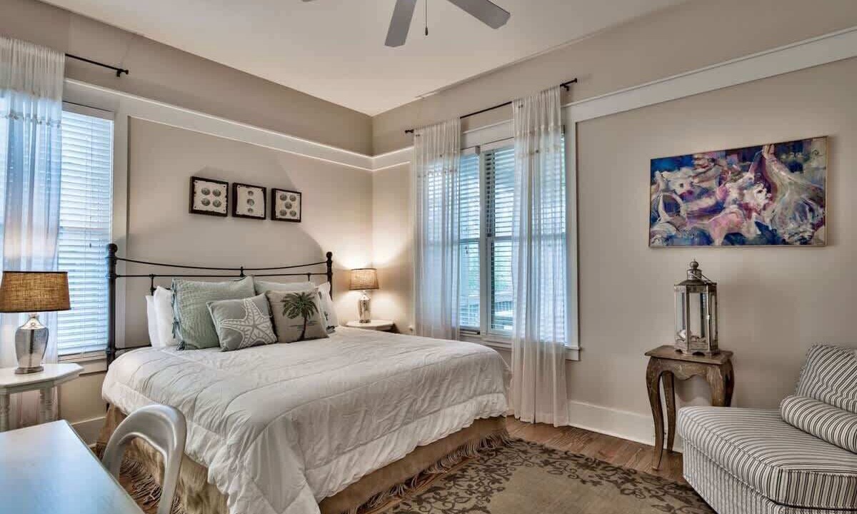 Photo of Bedroom in Cottage District