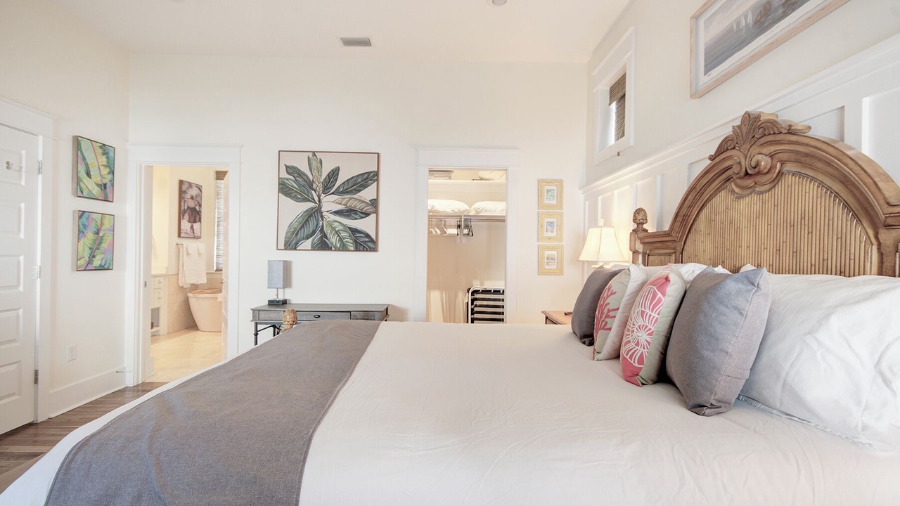 Photo of Bedroom in Santa Rosa Beach