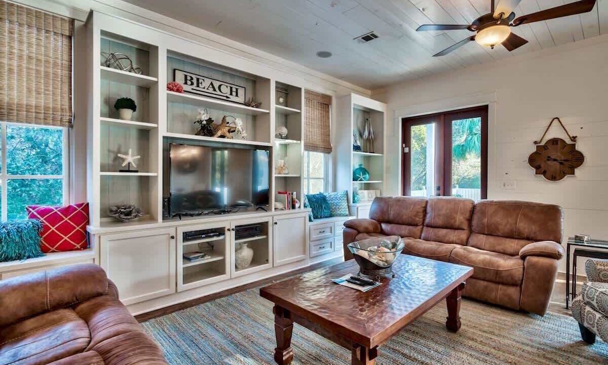 Photo of Livingroom in Seawatch