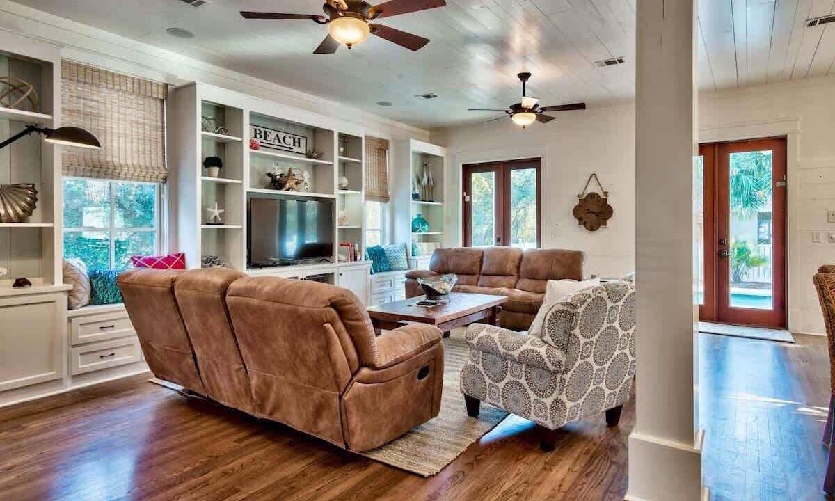 Photo of Livingroom in Seawatch
