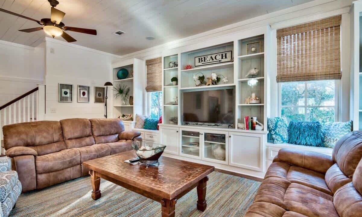 Photo of Livingroom in Seawatch