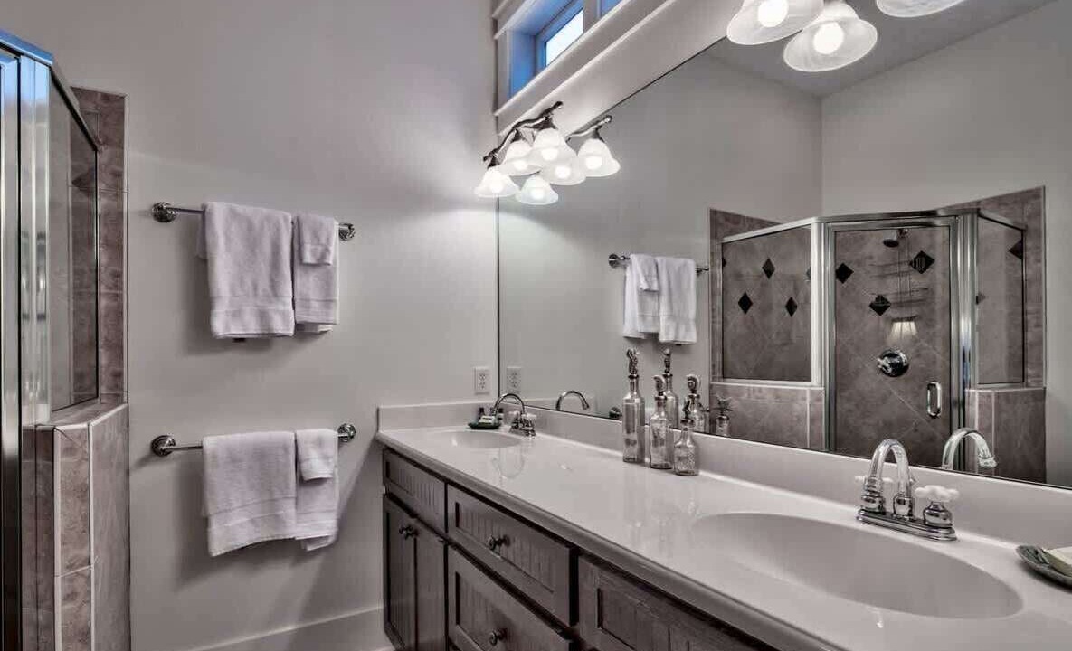 Photo of Bathroom in Seawatch