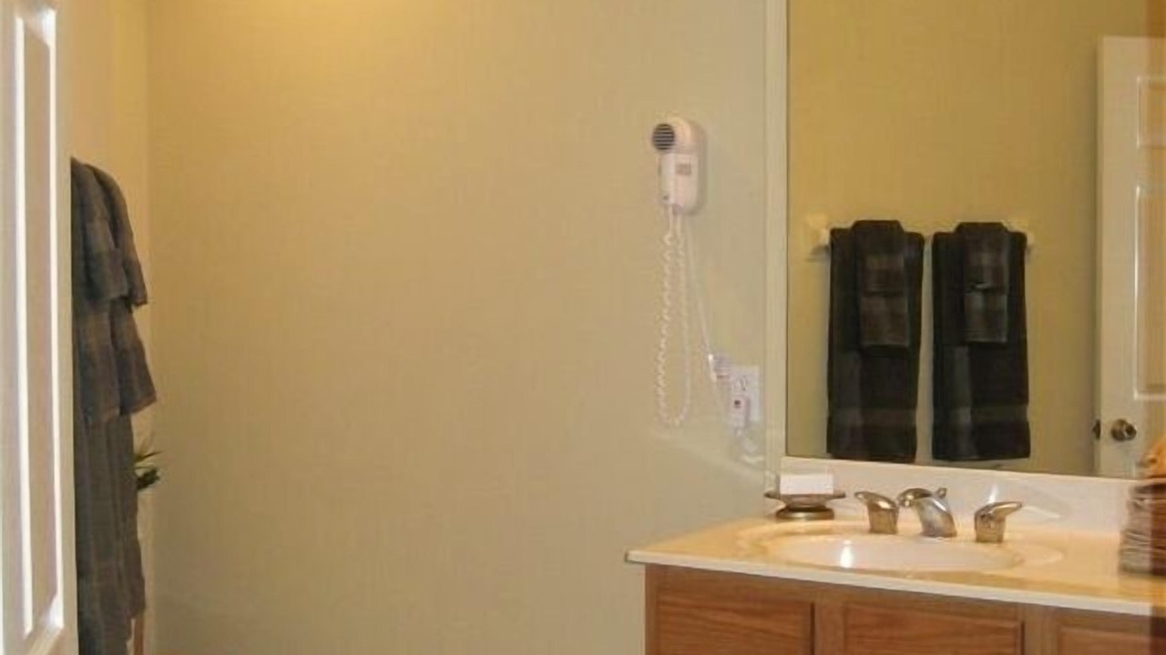 Photo of Bathroom in Port Saint Lucie