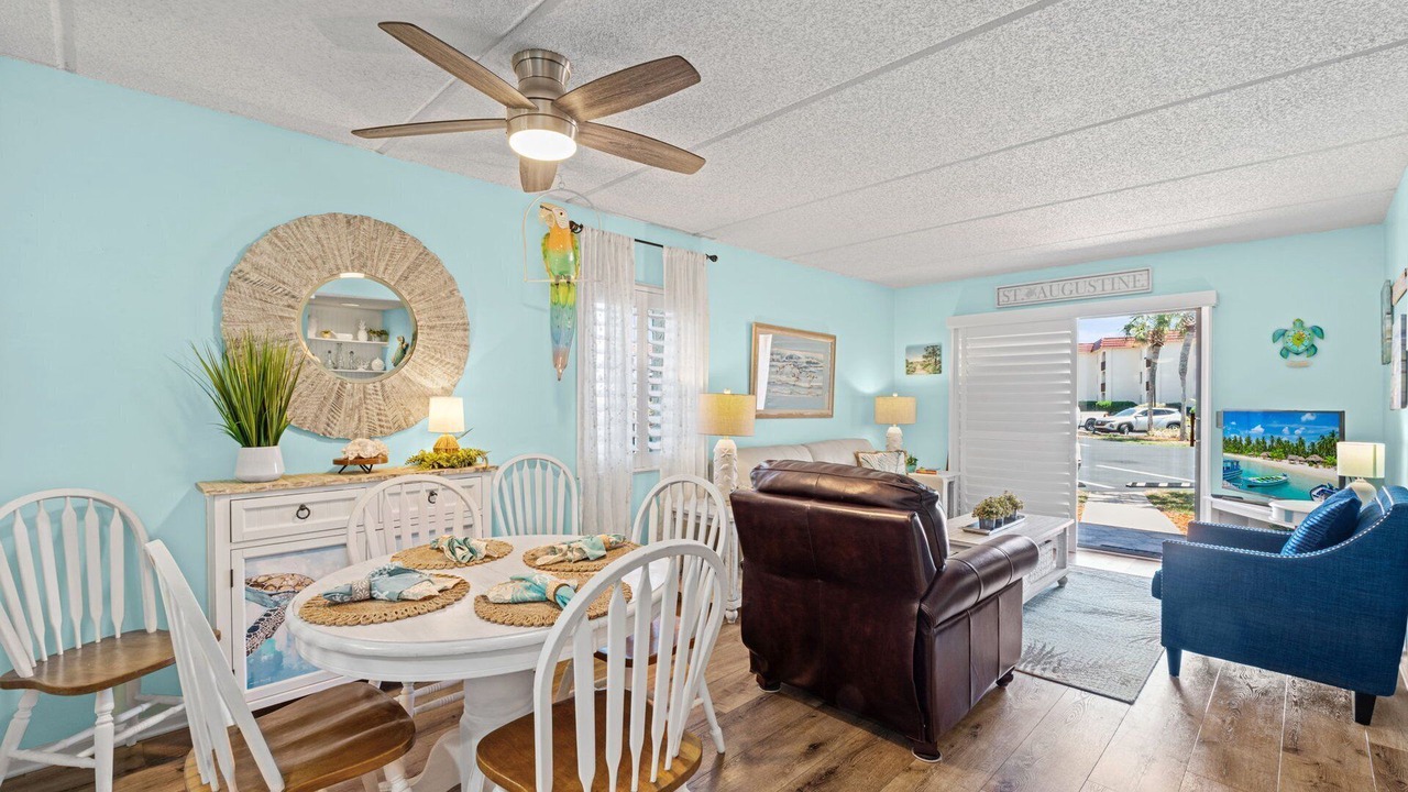 Photo of Livingroom in St. Augustine Beach