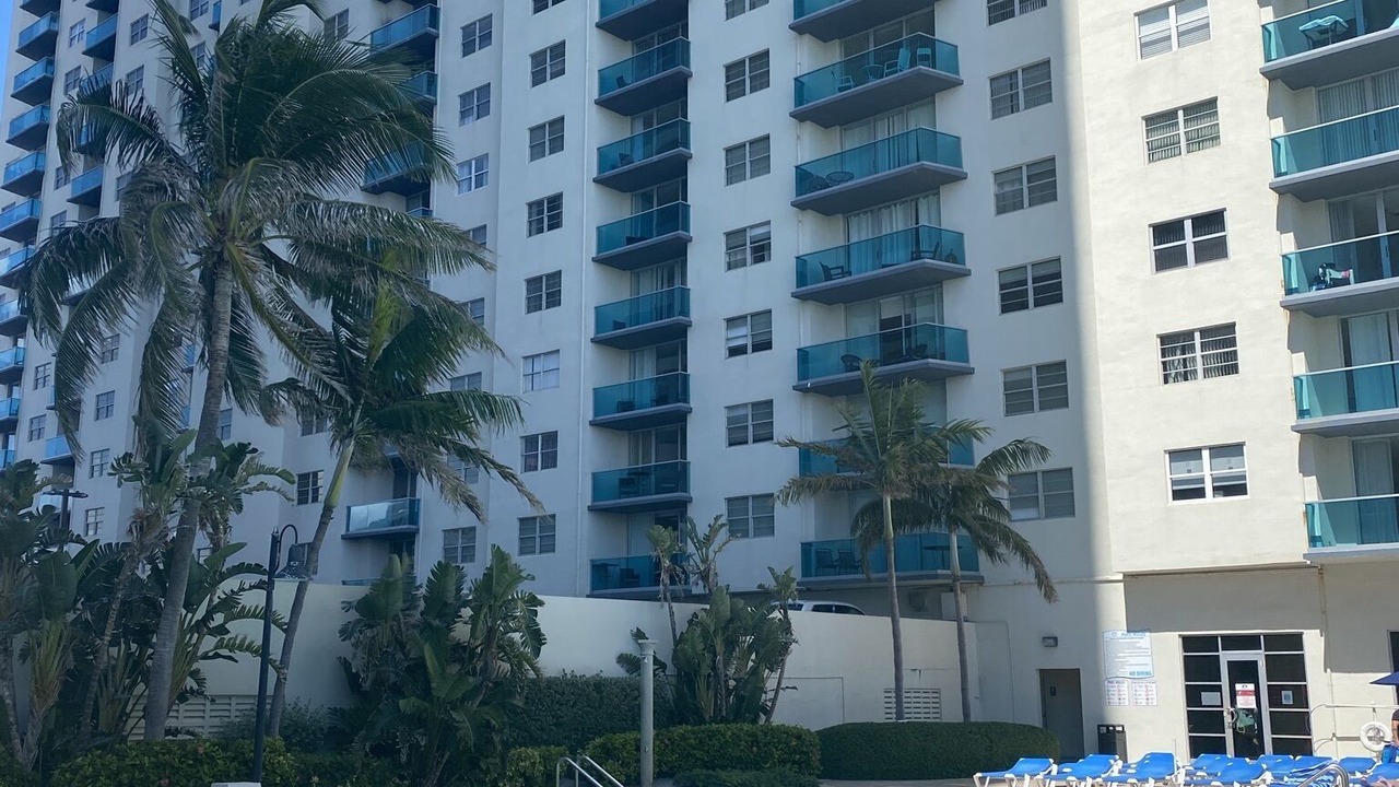 Photo of Outdoor in Hollywood South Central Beach