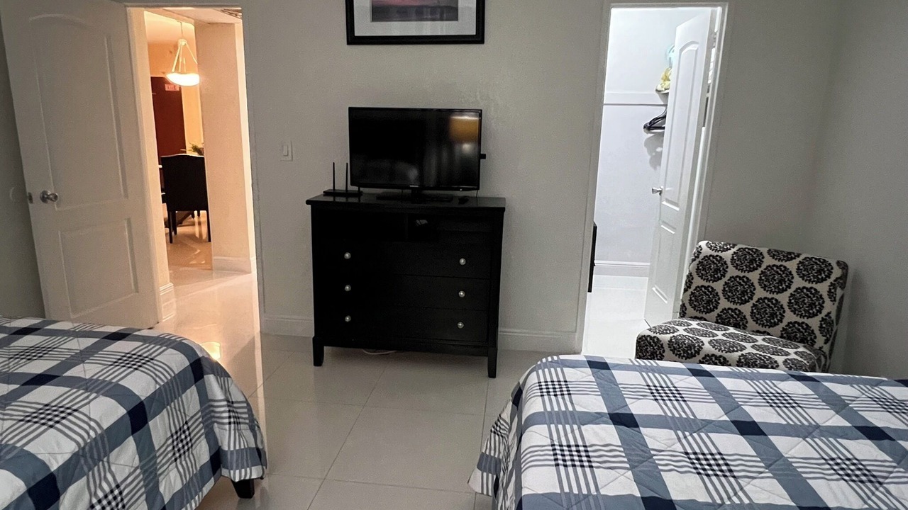 Photo of Bedroom in Hollywood South Central Beach