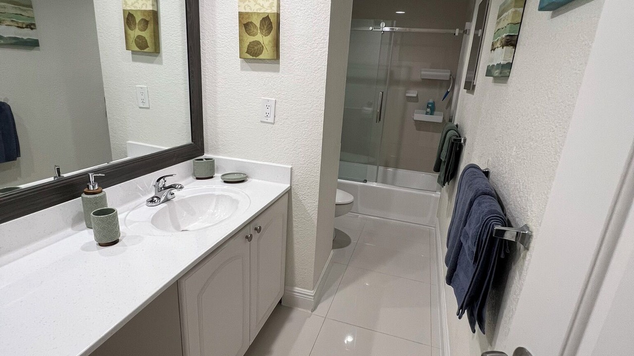 Photo of Bathroom in Hollywood South Central Beach