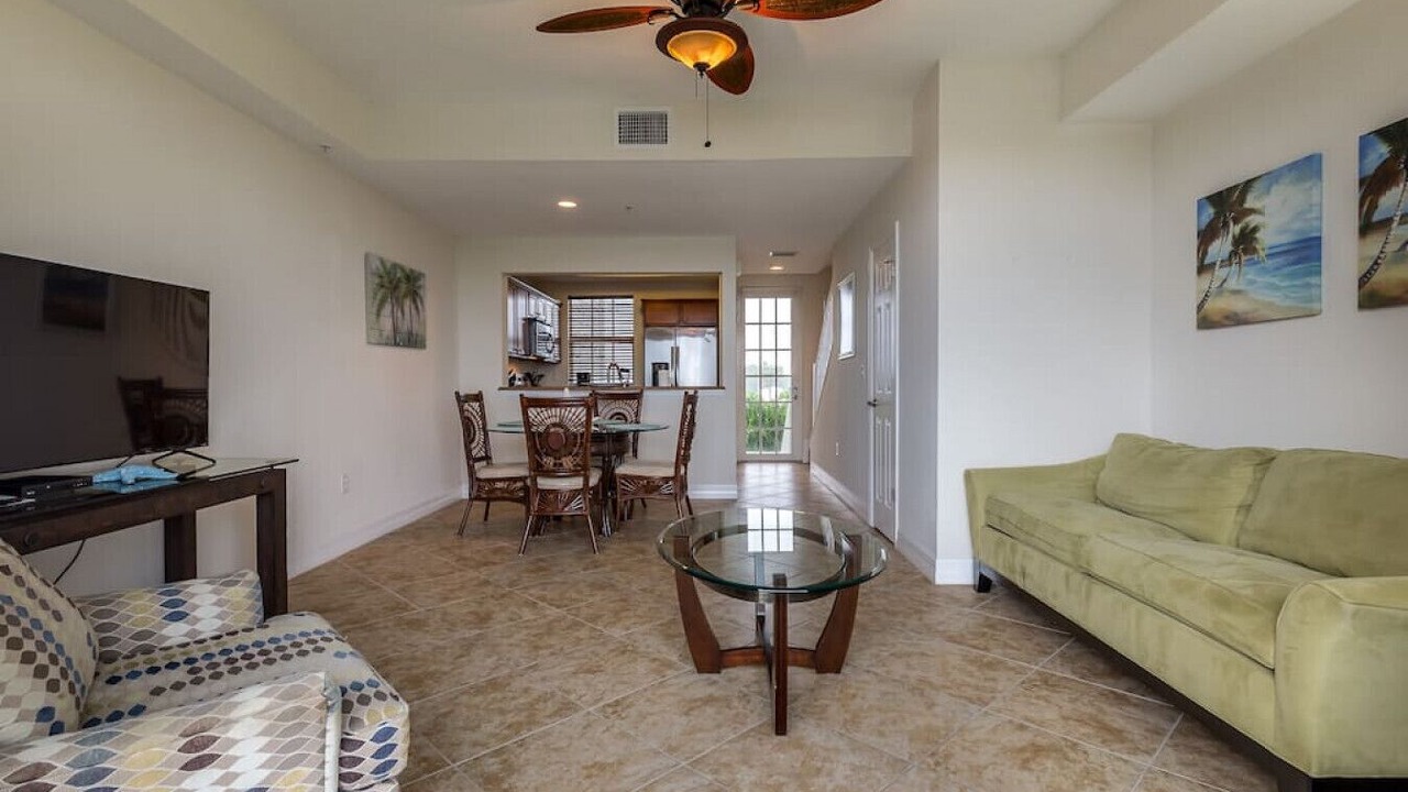 Photo of Livingroom in Ruskin