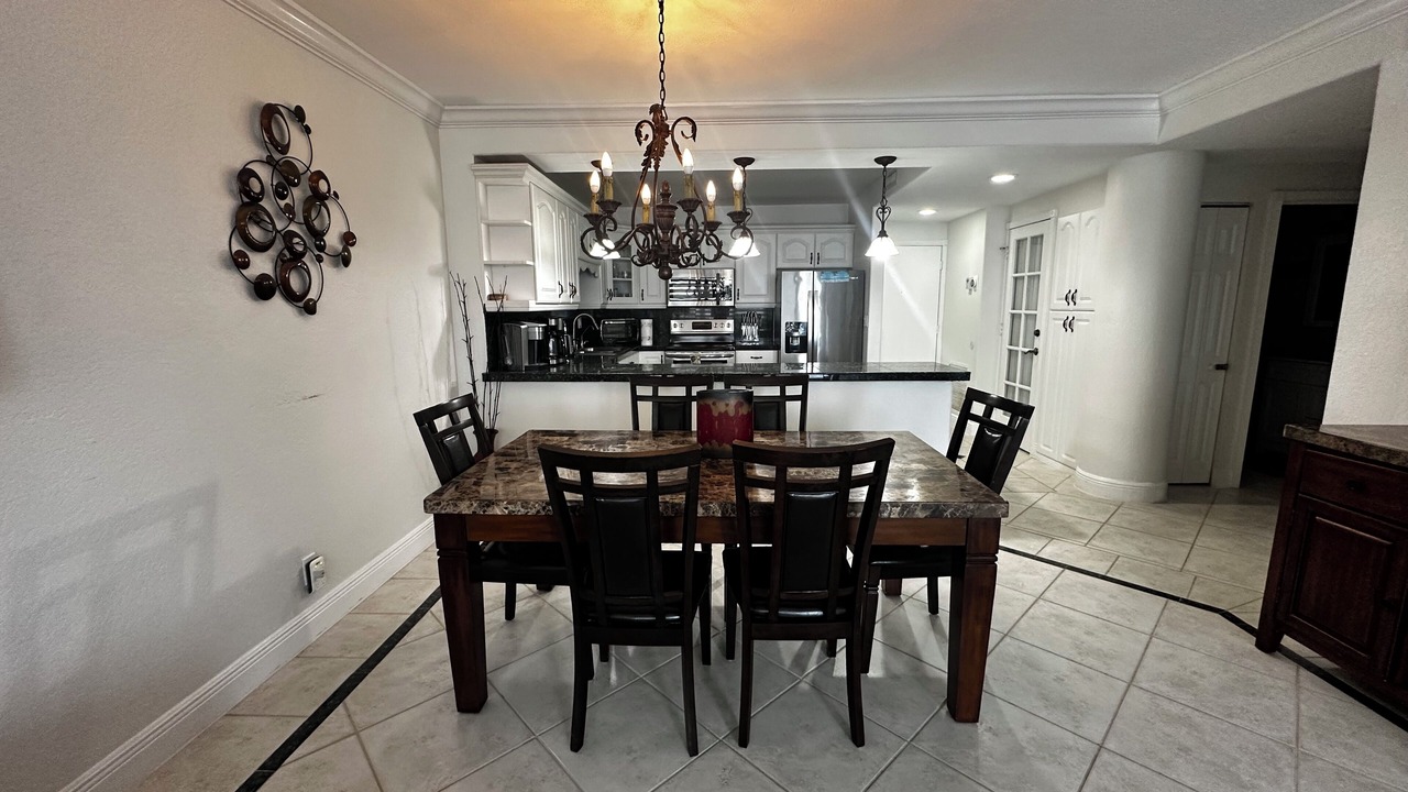 Photo of Others in Hollywood South Central Beach