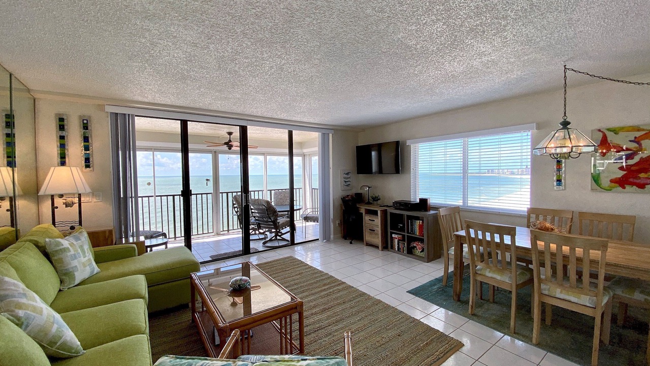 Photo of Livingroom in Marco Island