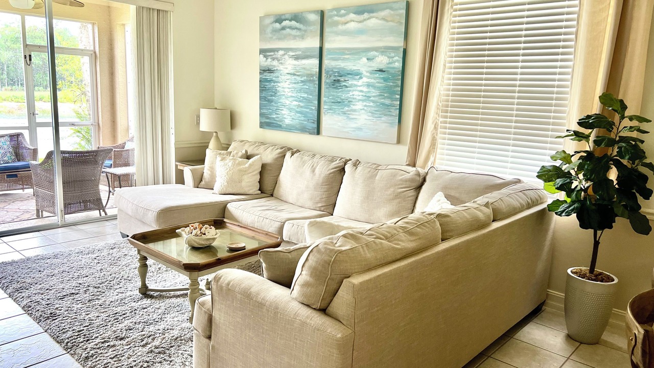 Photo of Livingroom in Naples