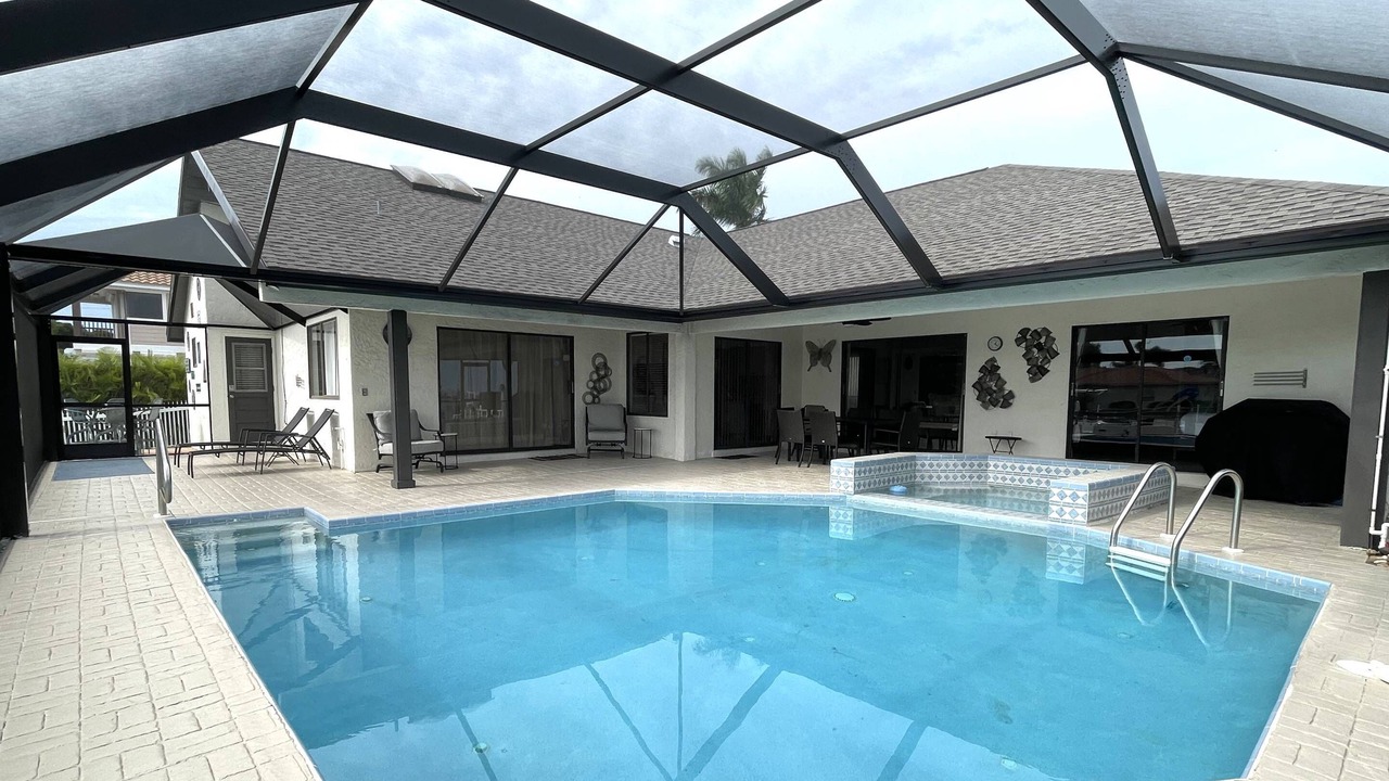 Photo of Outdoor in Pelican