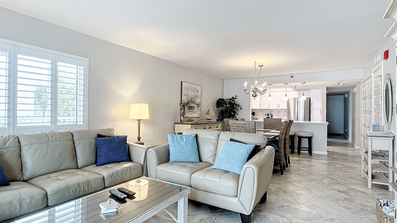 Photo of Livingroom in Indian Shores