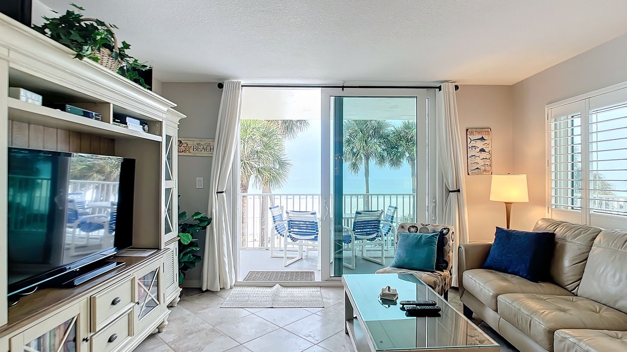Photo of Livingroom in Indian Shores