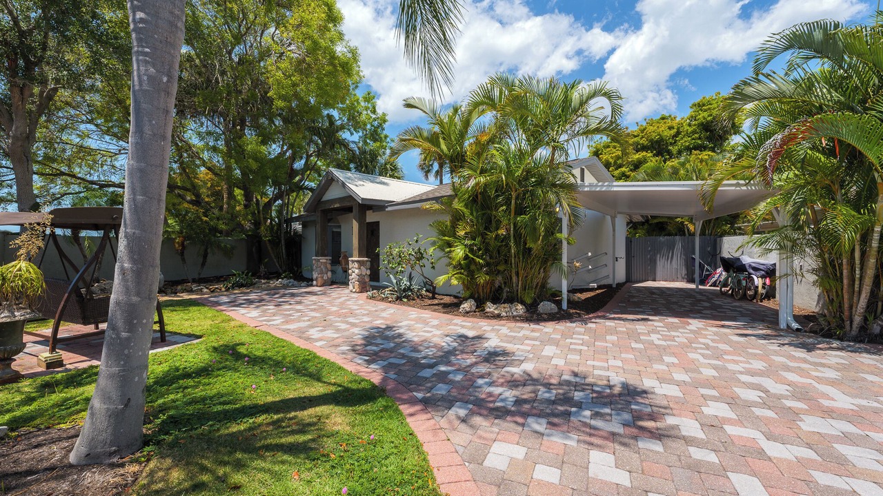Photo of Patio Balcony in Ringling Estates