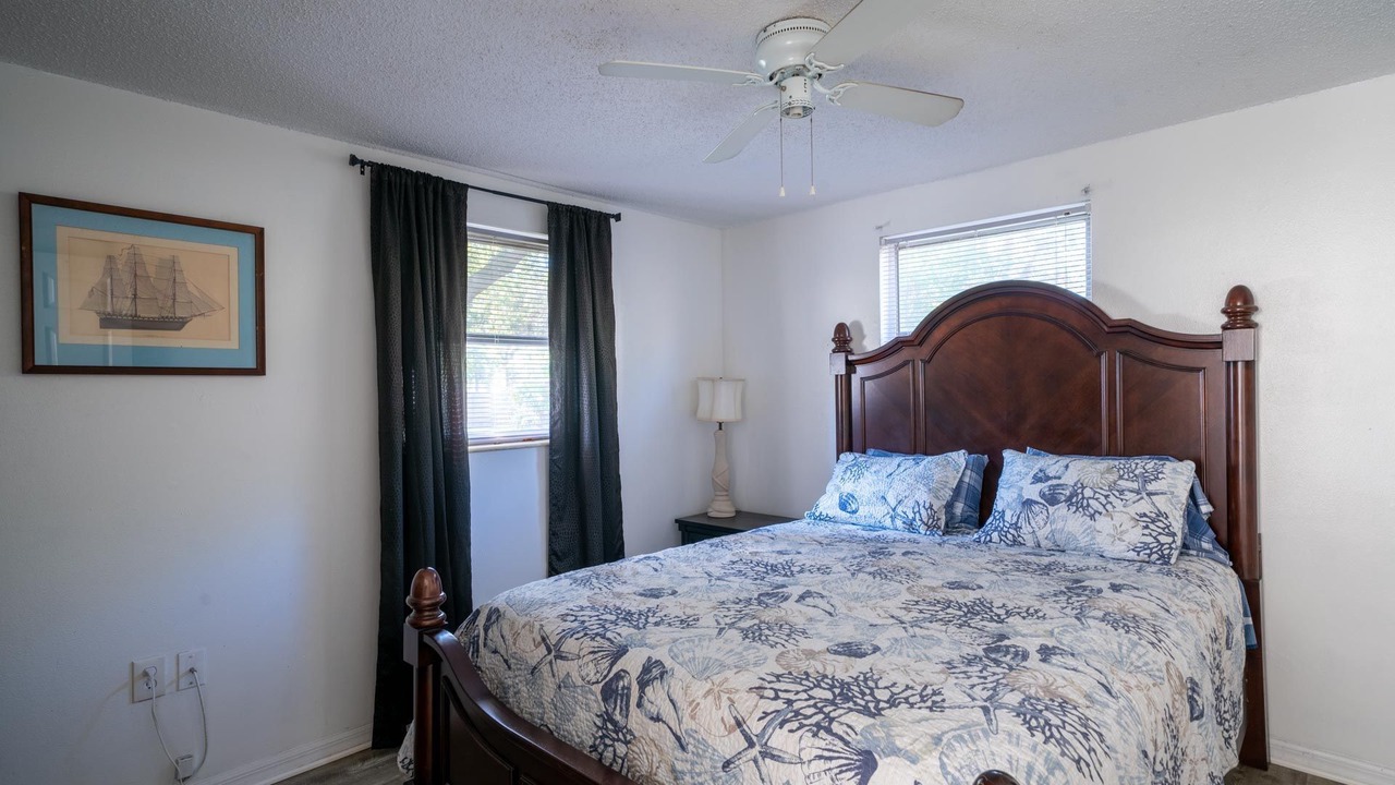 Photo of Bedroom in Homosassa