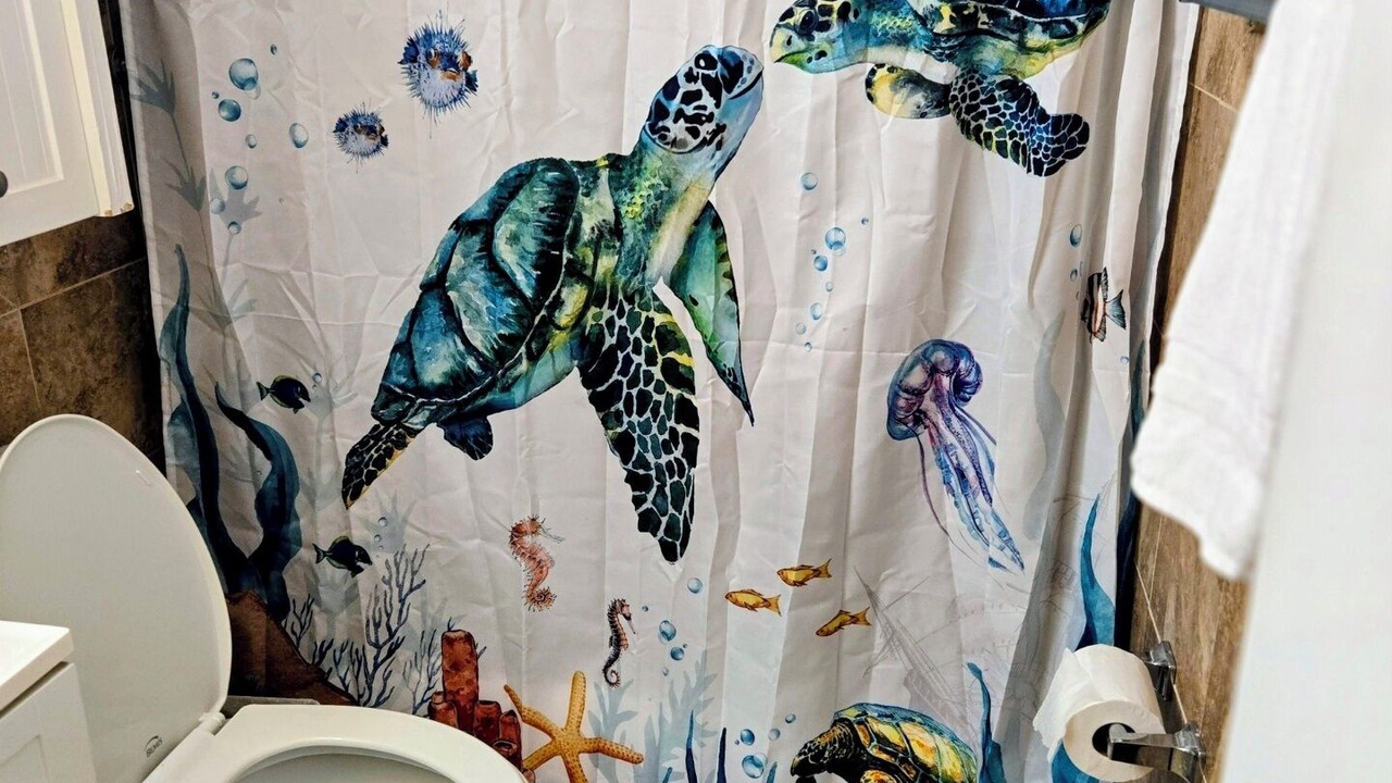 Photo of Bathroom in Lenox Park
