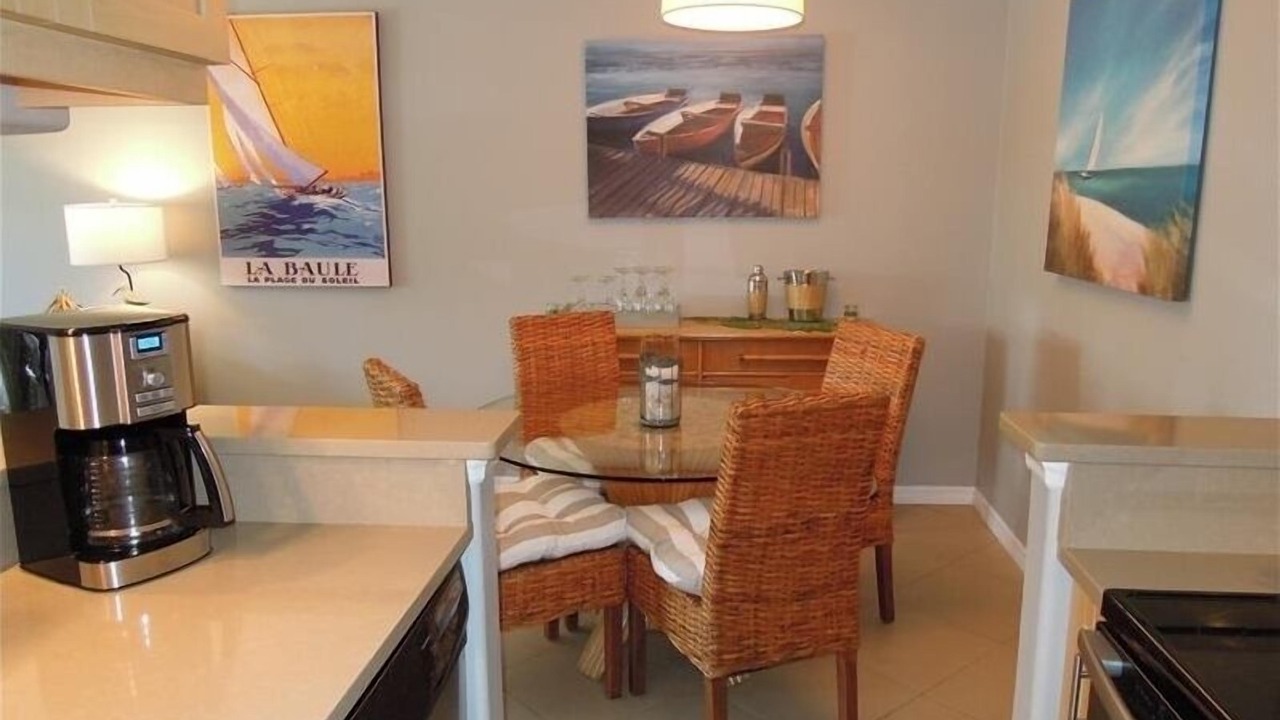 Photo of Bedroom in Longboat Key