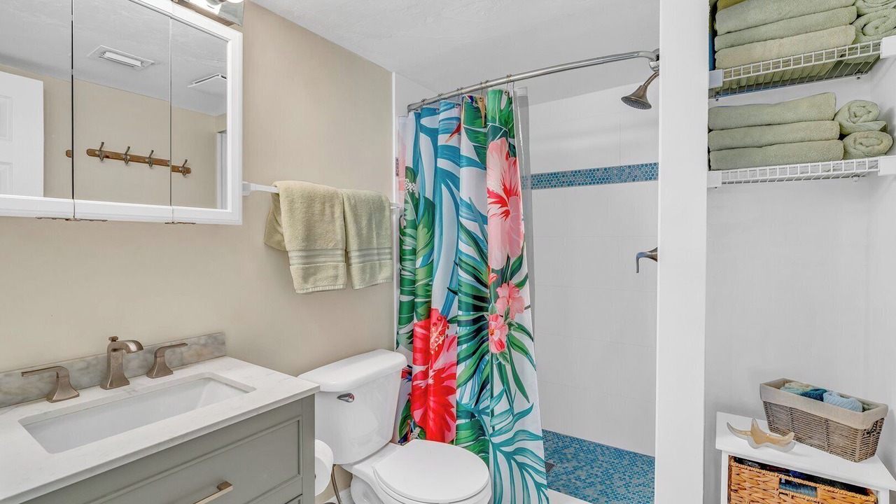 Photo of Bathroom in Key Colony Beach