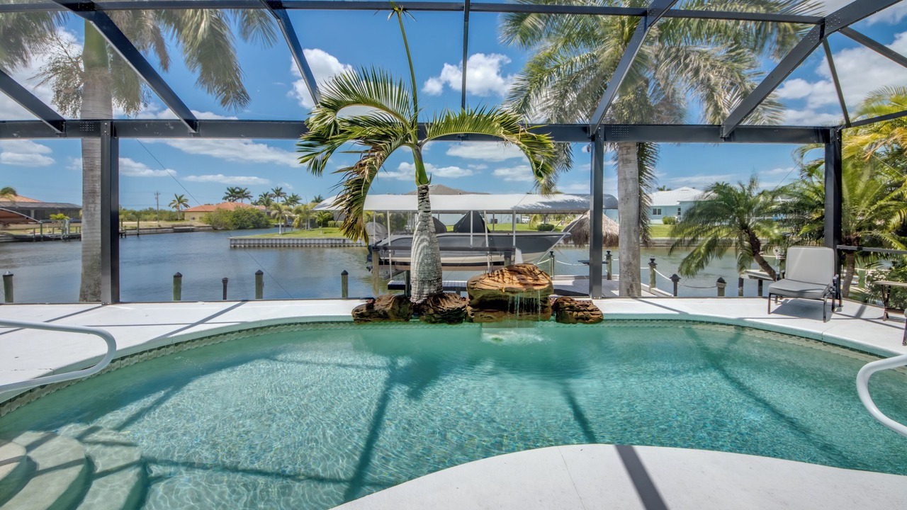 Photo of Outdoor in Pelican