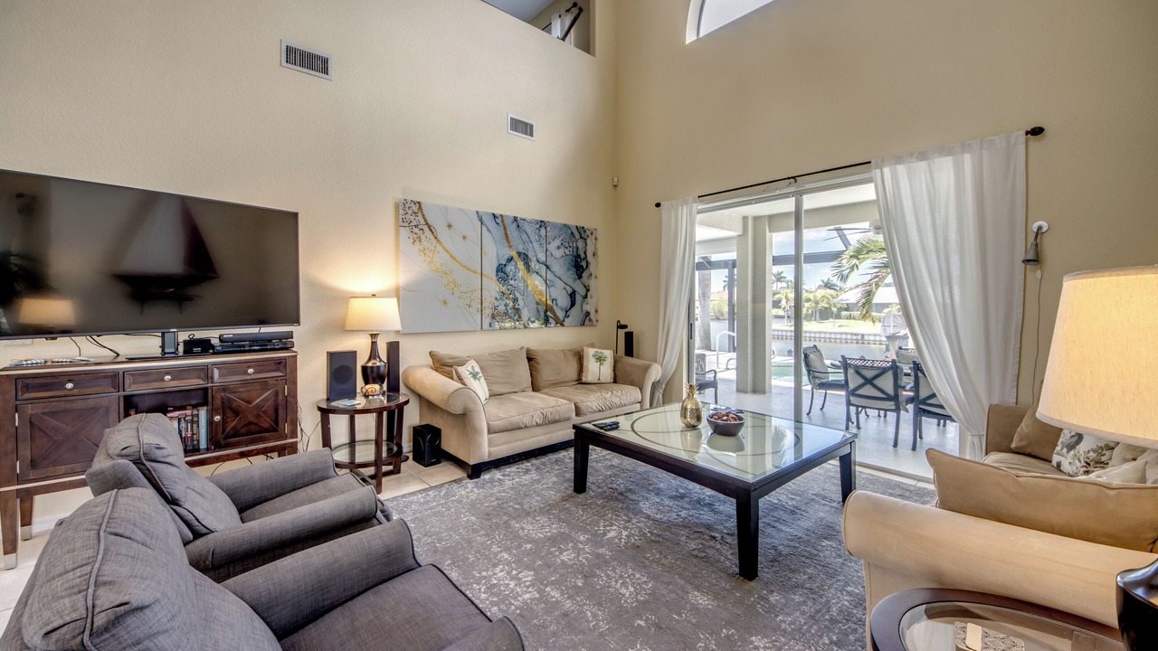 Photo of Livingroom in Pelican