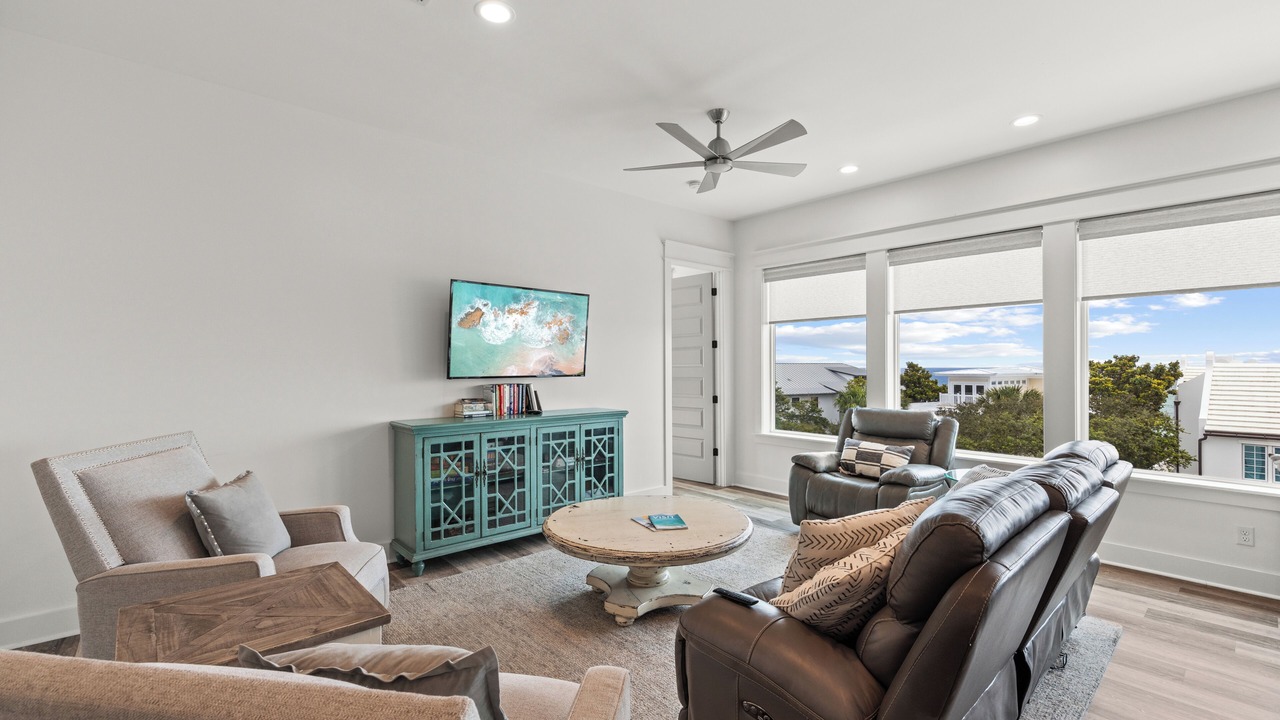 Photo of Livingroom in Seacrest