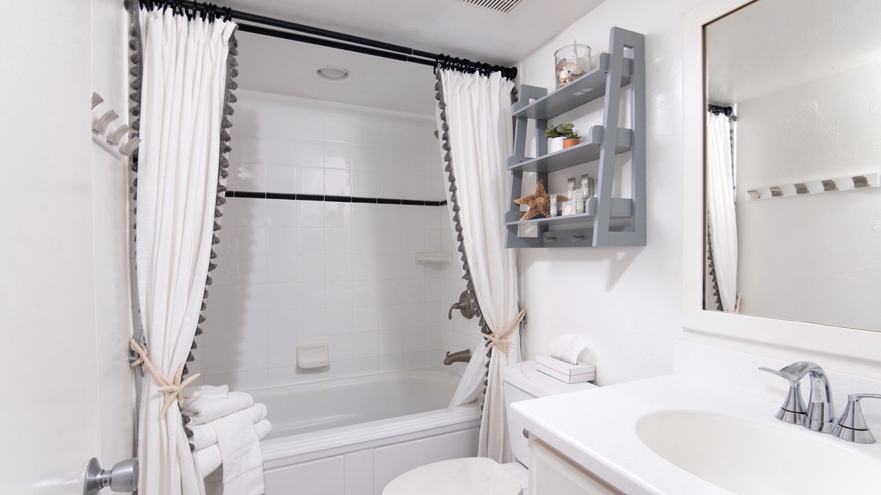 Photo of Bathroom in Palm Island