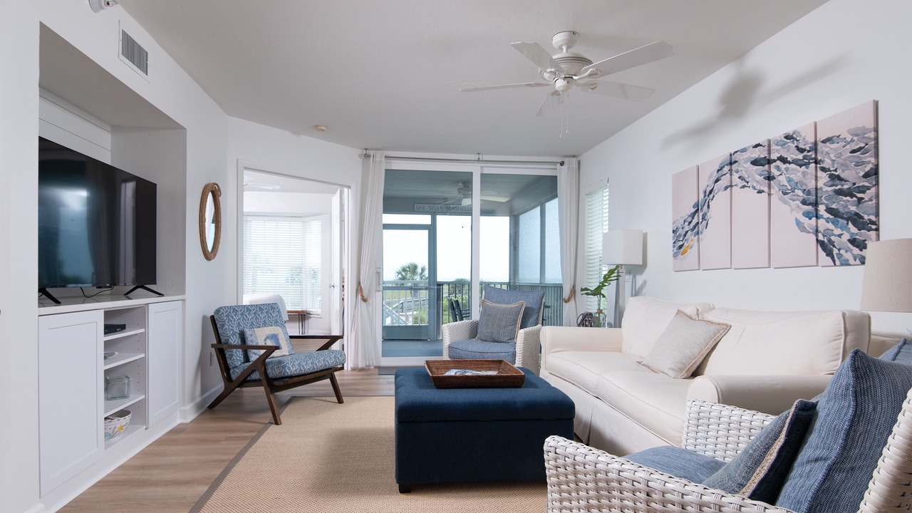Photo of Livingroom in Palm Island