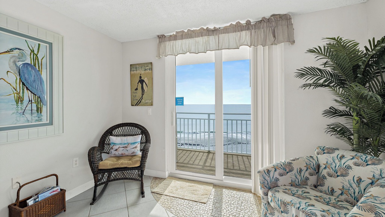 Photo of Livingroom in Indian Harbour Beach