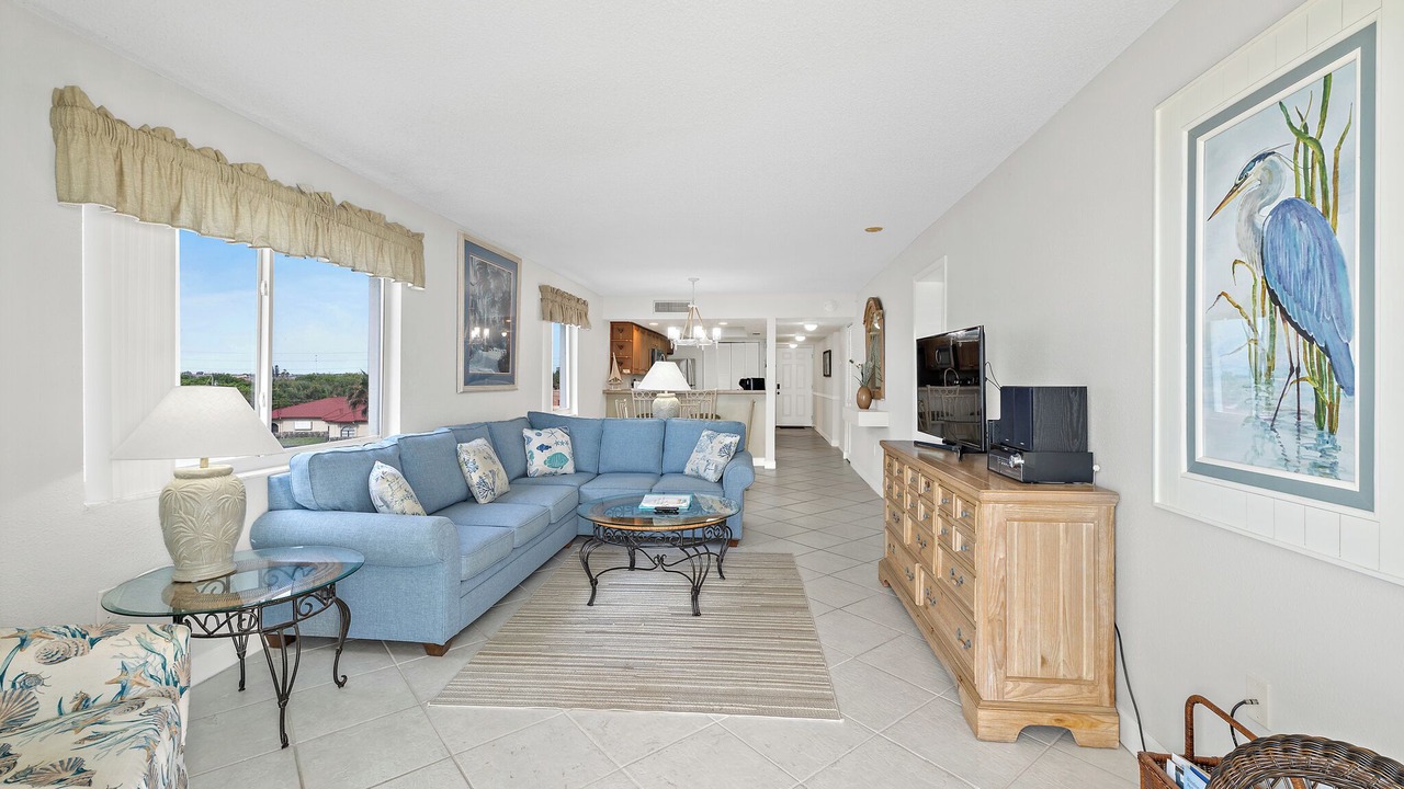 Photo of Livingroom in Indian Harbour Beach