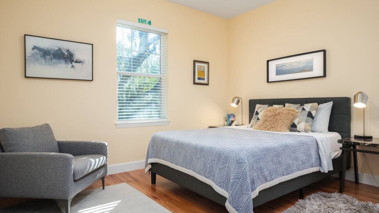 Photo of Bedroom in Downtown Historic District