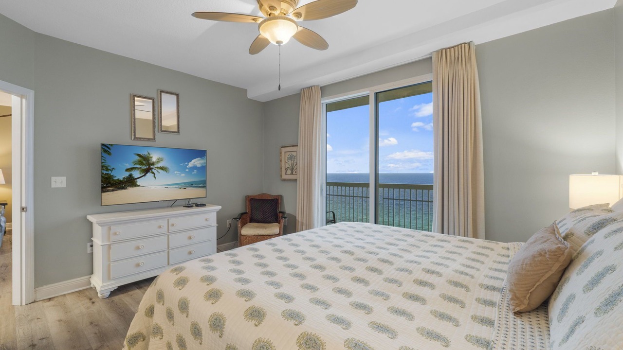 Photo of Bedroom in Miramar Beach