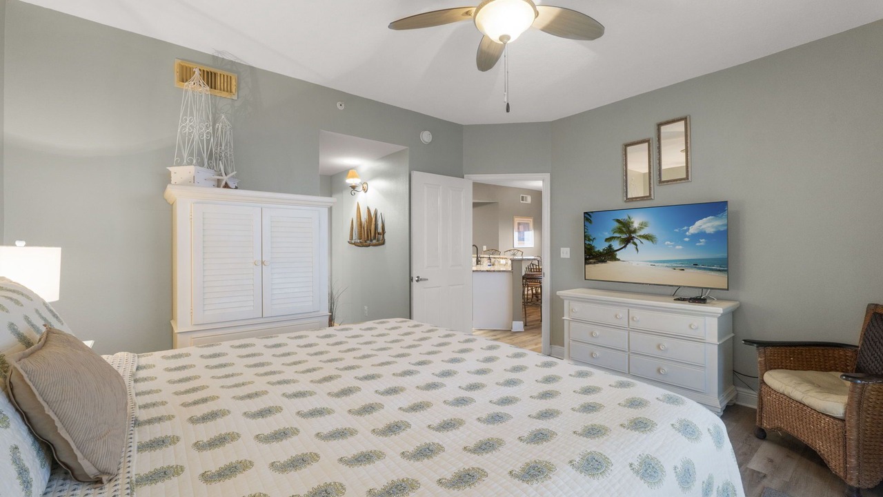 Photo of Bedroom in Miramar Beach
