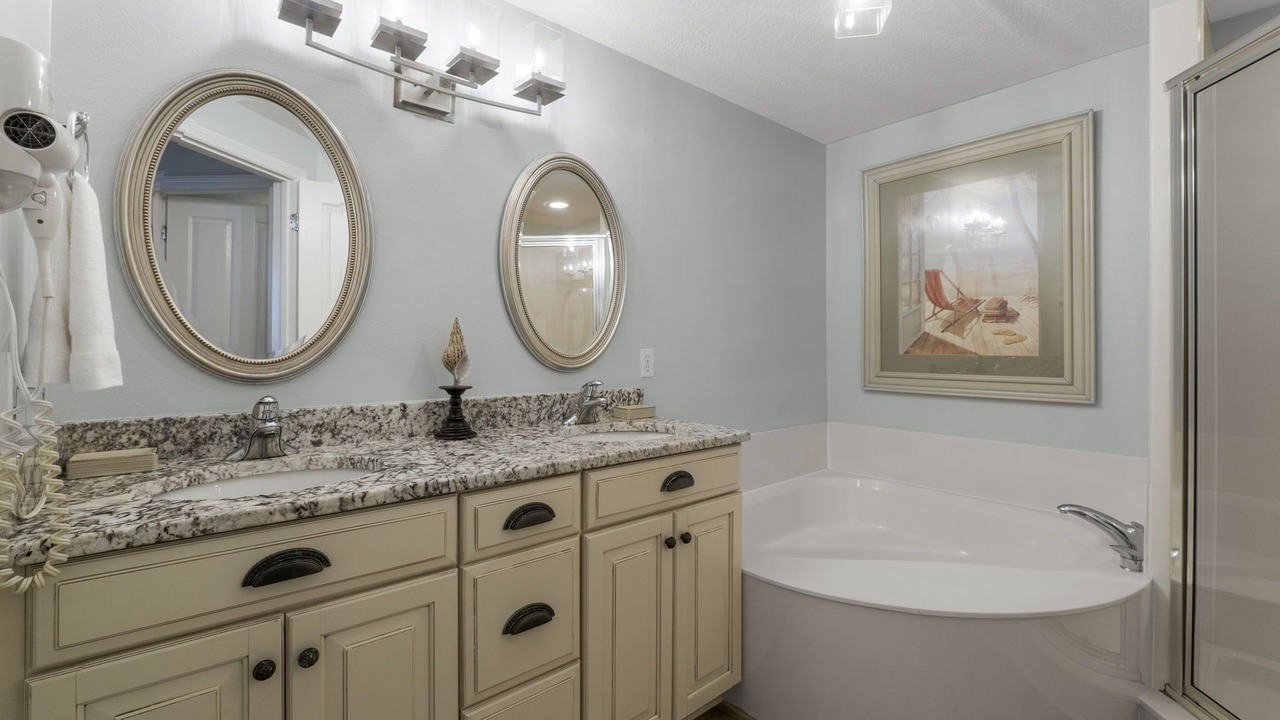 Photo of Bathroom in Miramar Beach
