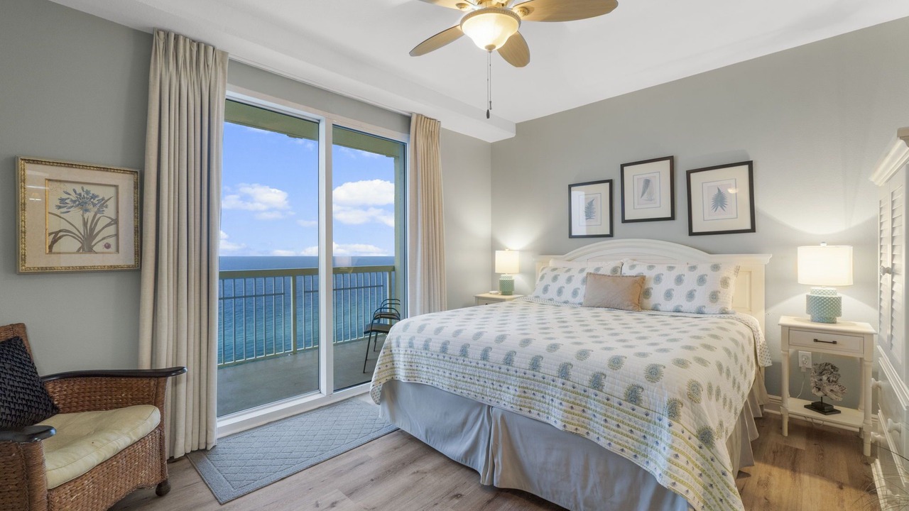 Photo of Bedroom in Miramar Beach