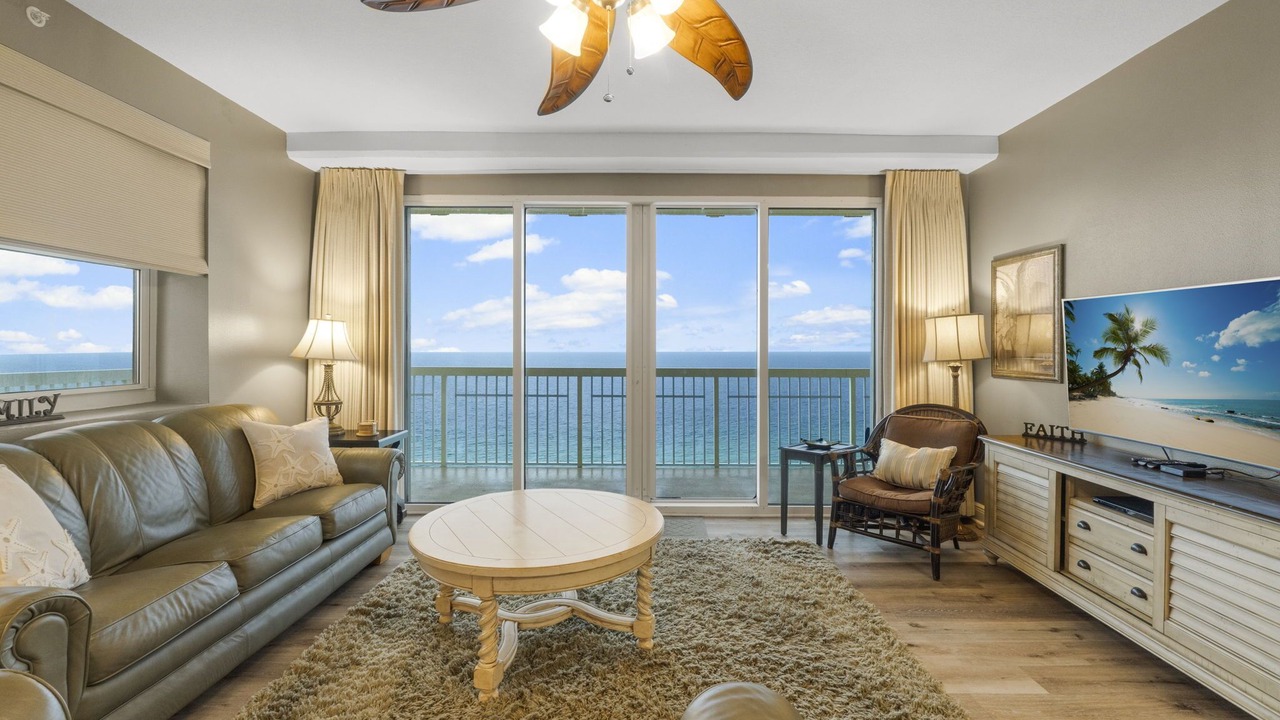 Photo of Livingroom in Miramar Beach