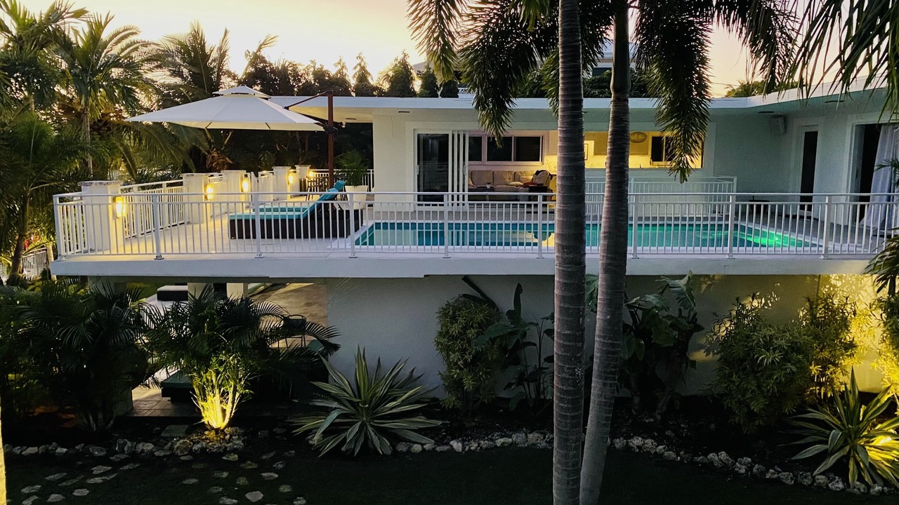 Photo of Others in Tavernier