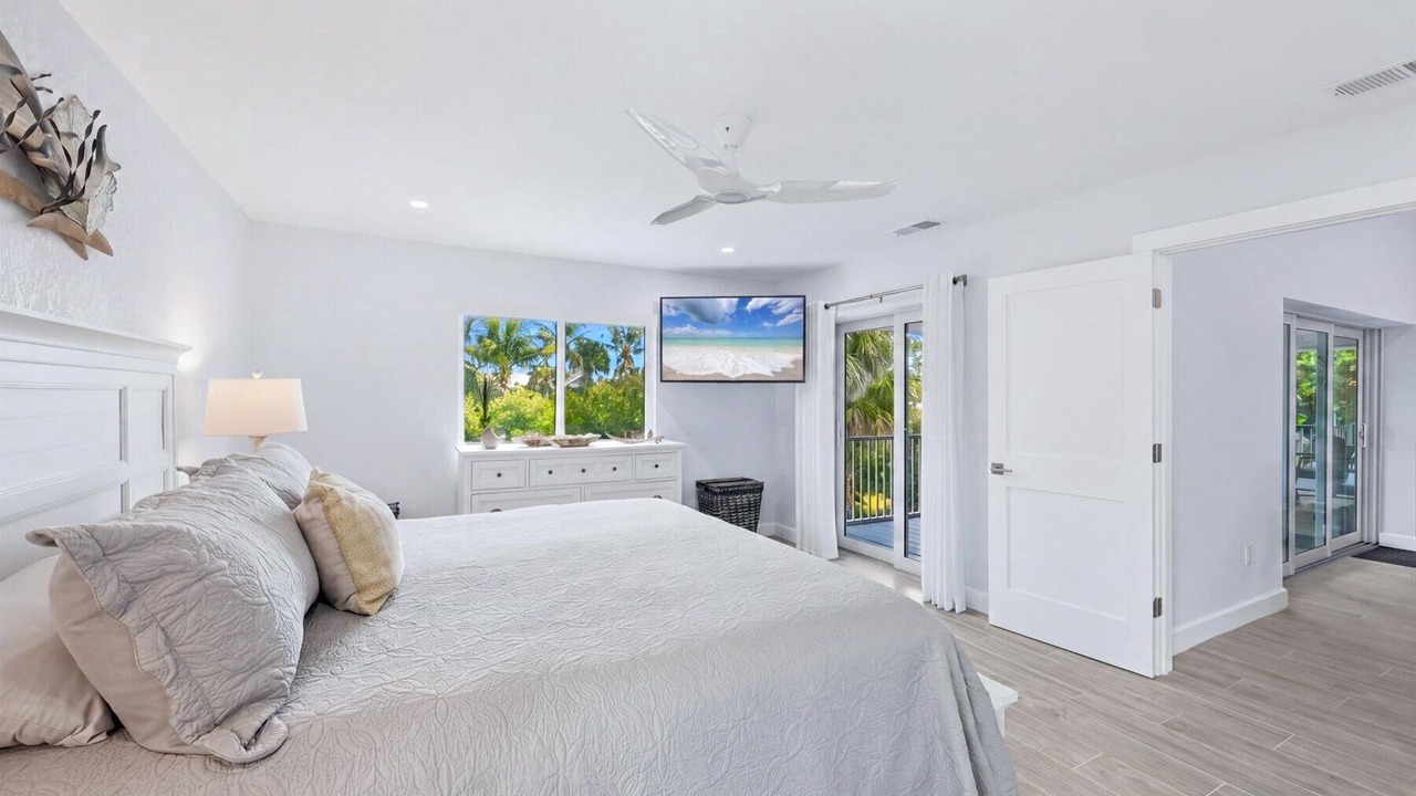 Photo of Bedroom in Palm Island
