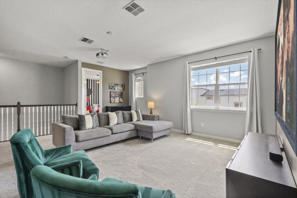Photo of Livingroom in Bay Lake