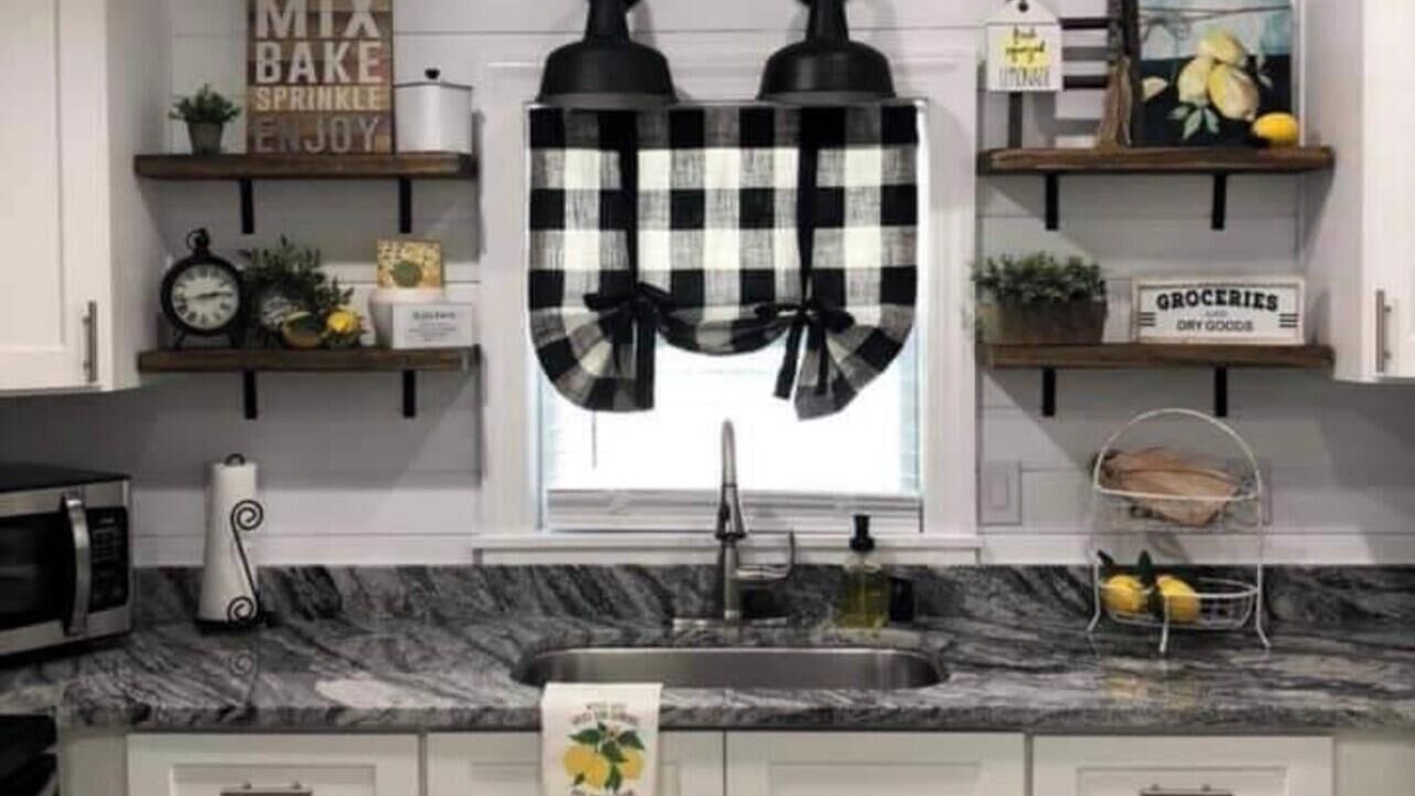 Photo of Kitchen in Lower Grand Lagoon