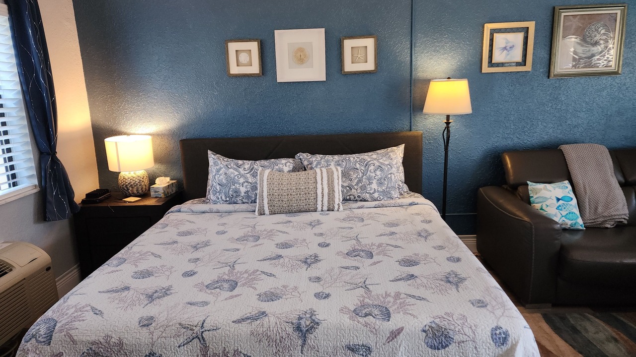 Photo of Bedroom in Redington Beach